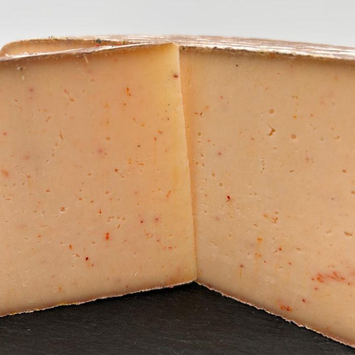 Tomme de Brebis au Piment d'Espelette – Image 5